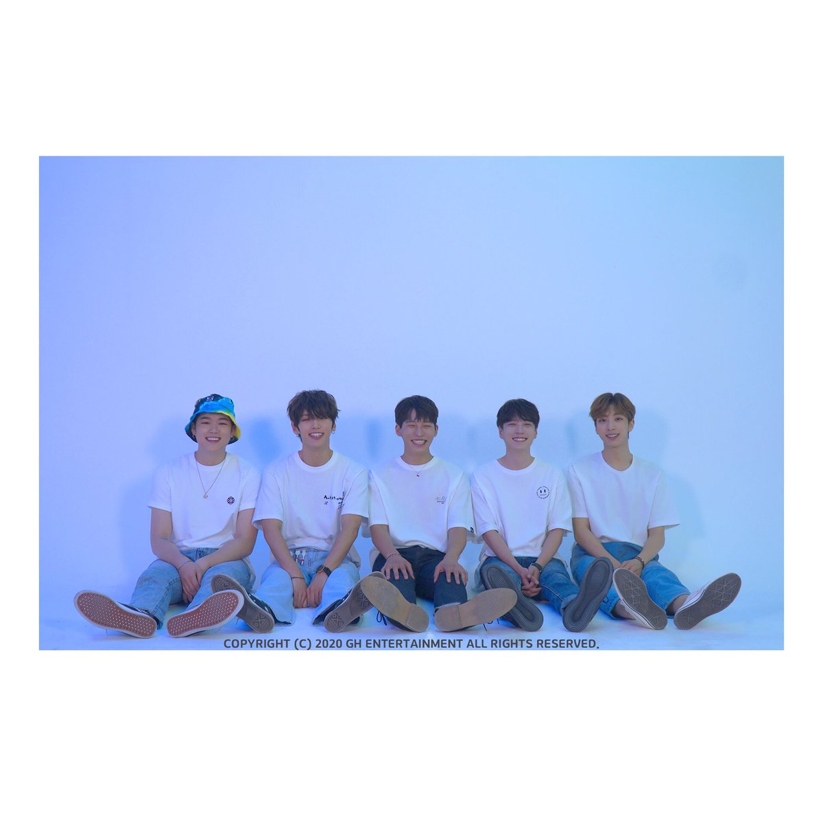 BIG_GHofficial's tweet photo. 「We're B.I.G」
⠀
#BIG #Boysingroove #비아이지 #데뷔6주년
#벤지 #건민 #민표 #희도 #진석 #제이훈
#Benji #Gunmin #Minpyo #Heedo #Jinseok #Jhoon https://t.co/jan17vJI26