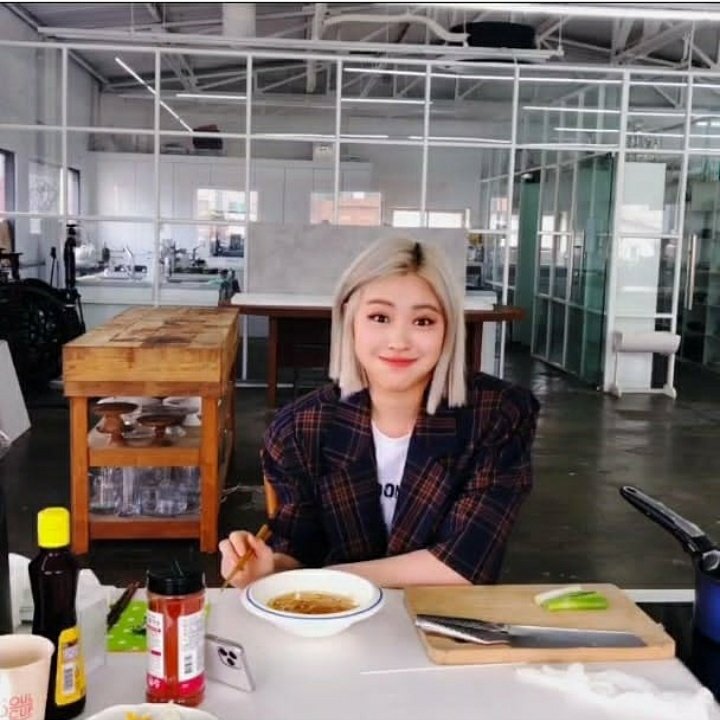 seuyo tweet media