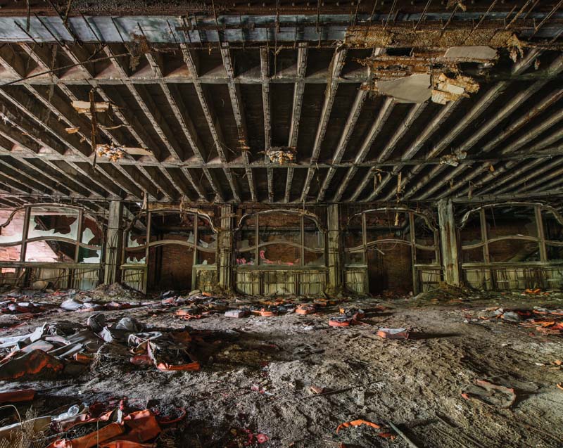 The Palace Theater in downtown Gary, Indiana, designed by renowned architect John Eberson. Once considered the grandest venue in the city is now a symbol of urban decay and blight.