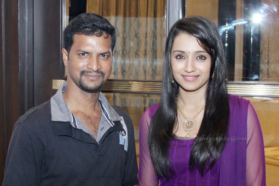 EcfXsQ9UwAEOokV?format=jpg&name=medium