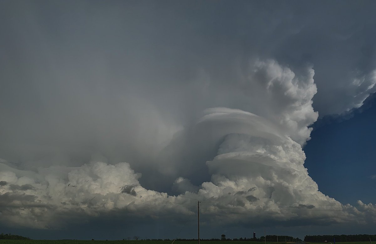 JordanMeyer88's tweet image. Thread of pics/vids from yesterday’s storms in northern Minnesota. Even got to see my first noodle 😌  @NWSTwinCities @ReedTimmerAccu @StephanieAbrams @DrGregForbes @JimCantore #mnwx