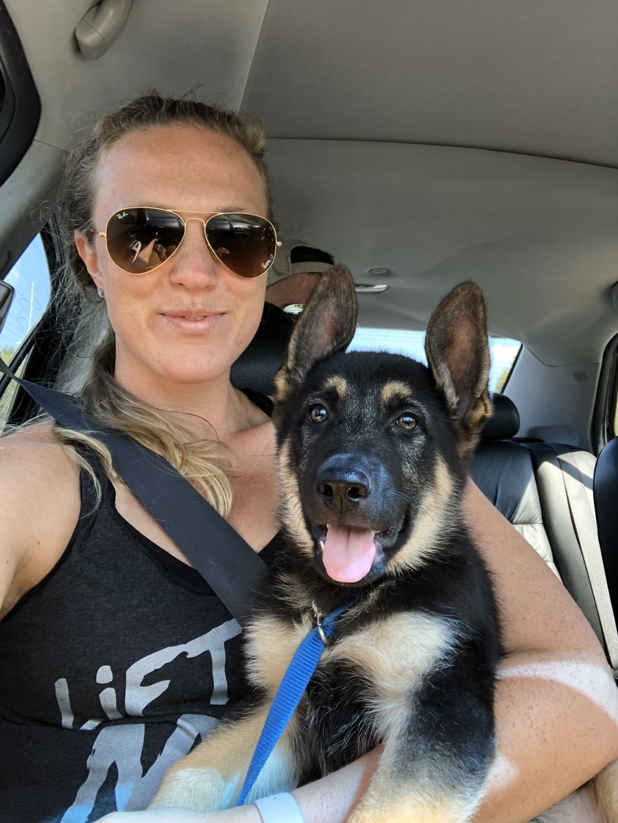 JessStipes's tweet photo. On the train. 2 mo vs 10 mo https://t.co/ax7YNCrarF