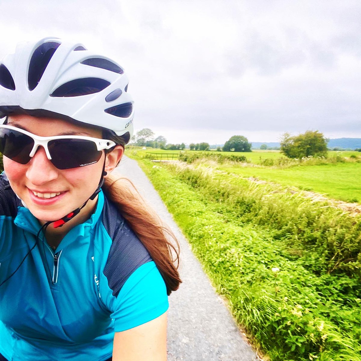 lauraswoop's tweet photo. Grateful for the #roadbike and to #clearthehead see #nature boost #wellbeing good to #move https://t.co/4ZGrwV9RyM