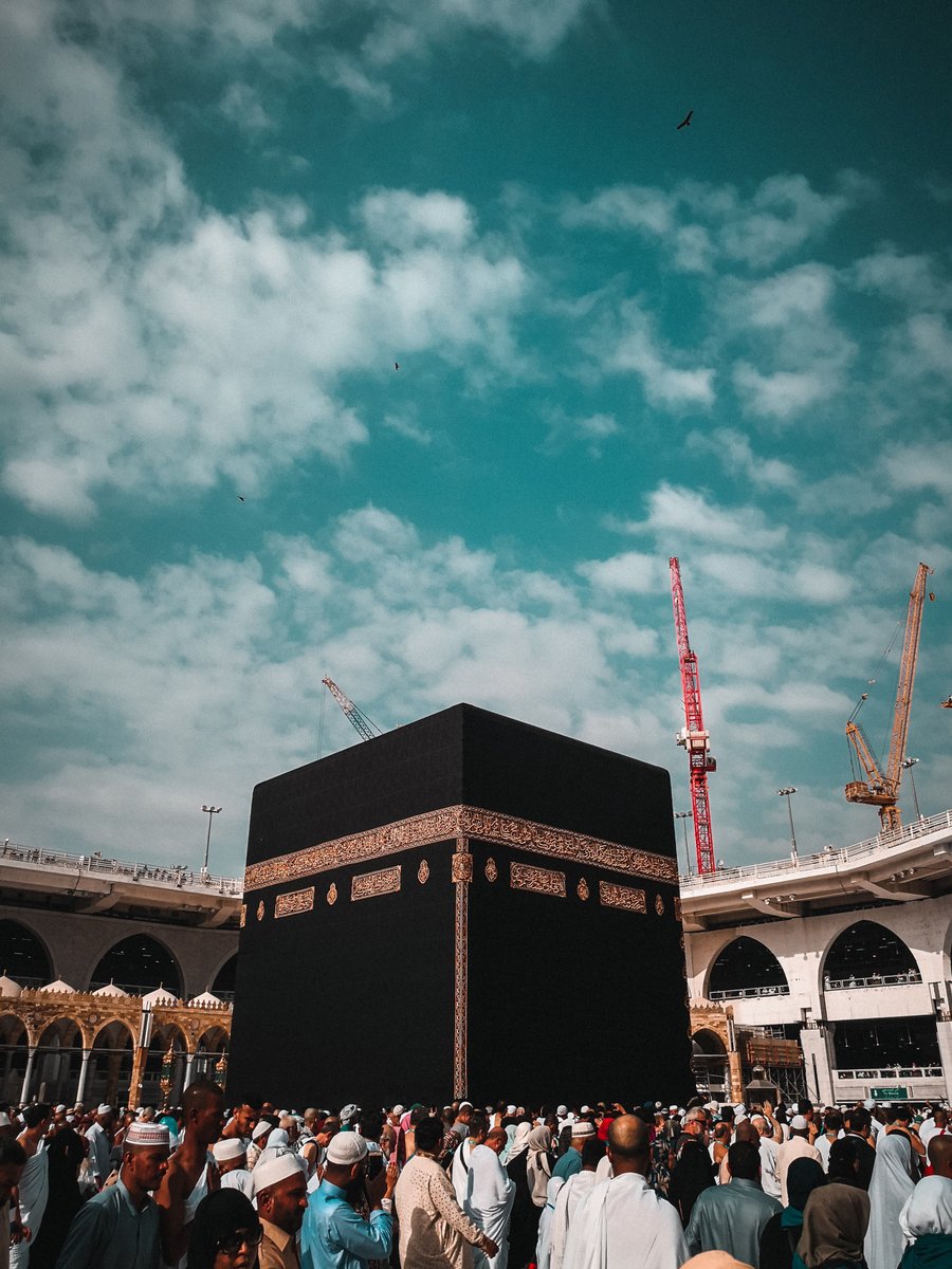 Devrimci_Okur's tweet photo. يا الله، أنْتَ الغني و نحنُ الفُقَراء إلَيكَ ... 

"Allah'ım, sen zenginsin ve biz sana fakiriz." https://t.co/28AR59jxKt