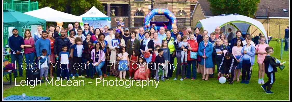 Shysta18's tweet photo. Thanks to @YMCAEastSurrey for showing gratitude to the help from the #CromwellCommunityGroup,Redhill (Surrey) - whom been helping several charities/groups meet the needs of our community via food bank donations (and other sources of help). https://t.co/B9RgyfJFbK