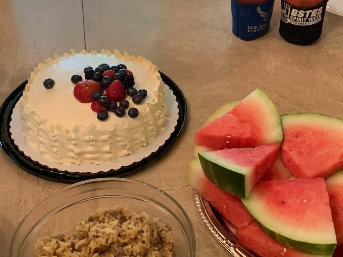 solutioncare_LA's tweet image. Our Solution Care Homes residents had a wonderful time celebrating Independence Day! We also took this time to present our manager and care providers with gift cards to thank them for with keeping our residences safe, happy, and healthy! solutioncarehomes.com/fourth-of-july/