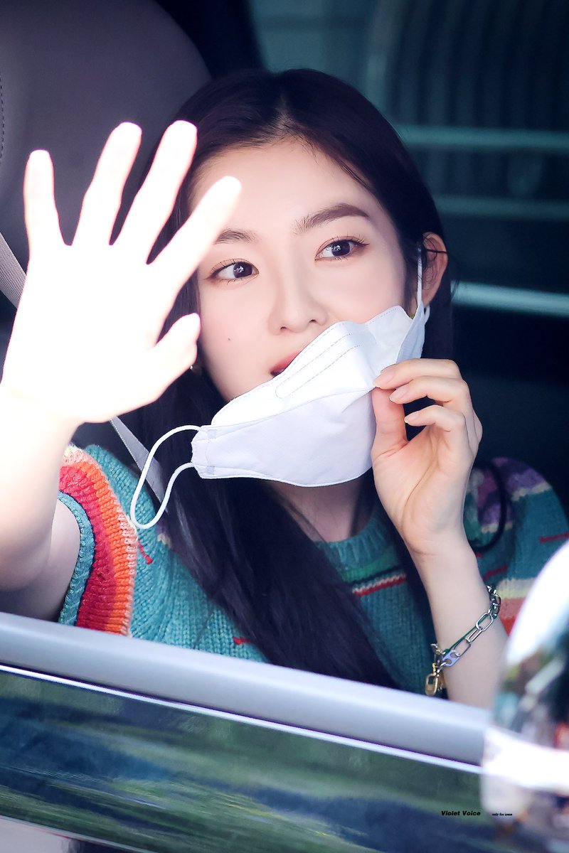 chaser_tae's tweet photo. Don't forget to wear your mask, luvies~ 😘😘😘 https://t.co/EAbA45ZmQA