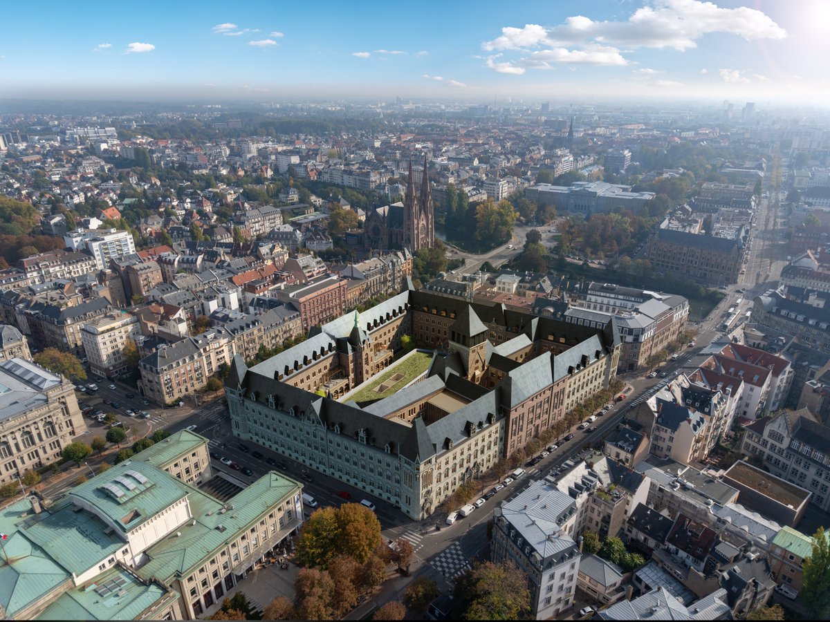 BouyguesBat_NE's tweet photo. 📢Au cœur de @strasbourg, @BouyguesBat_NE mènera la reconversion de l’Hôtel des Postes pour le compte de @Bouygues_Immo. 

L’édifice du XIXe siècle accueillera en 2023 un ensemble de logements, bureaux et services de 20 000m2 imaginé par Weber &amp; Keiling Architectes. https://t.co/gZeOMBWrTI