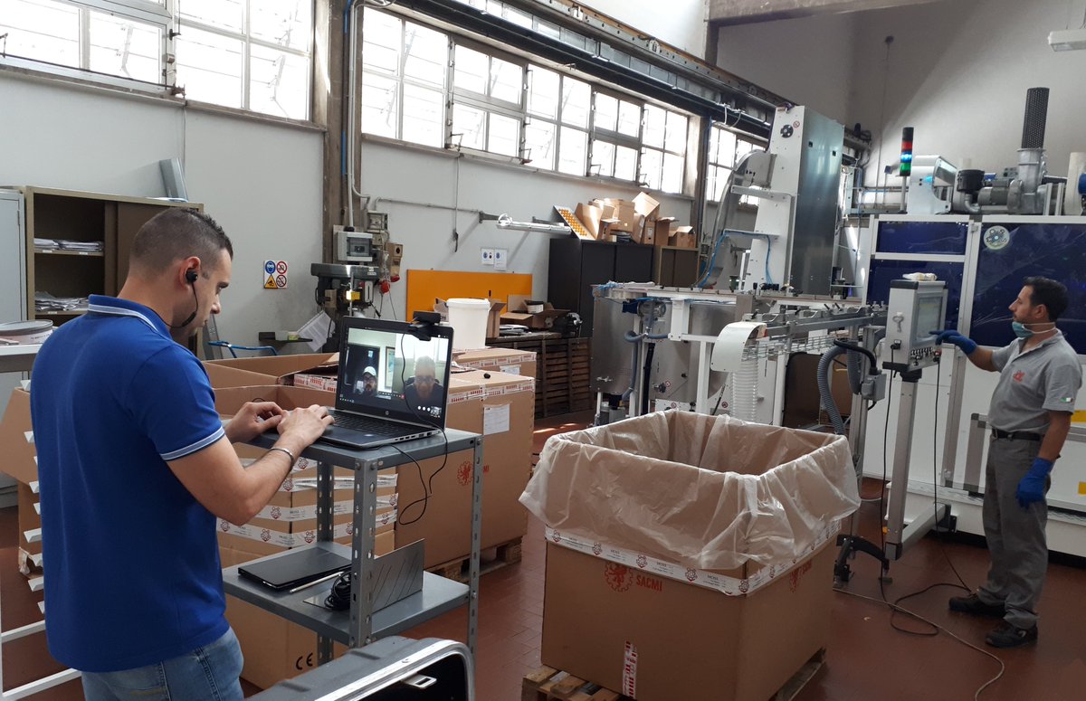 MossItaly's tweet photo. Today another #FAT at @MossItaly: a 3-colour #offset #printing line #MO2062 has been shown in working conditions and duly explained to its Bolivian owner by #remote. 
#dryoffset #decoration #plastic #bottlecaps #CSD #closures #remoteconnection #remoteassistance #CustomerService https://t.co/3lwmOuKvPG