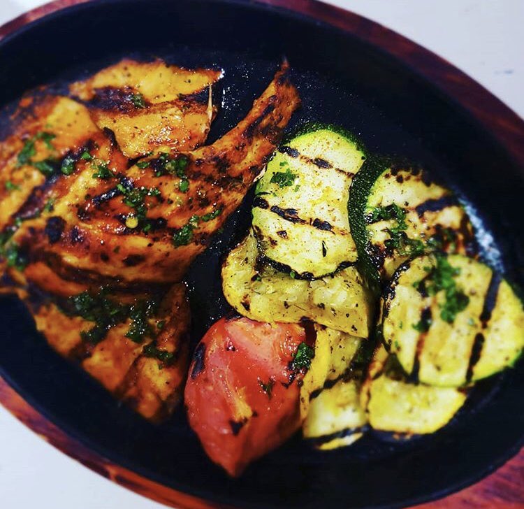 TripserviceM's tweet photo. Hungry! 

Order or book your tables through us! 

Featured: Ana’s on the beach, Pita Pocket, Geo’s and Simply Coffee

#foodie #foodpics #yummy #LunchTime #antigua #deliveryapp https://t.co/bjPliWr3TE
