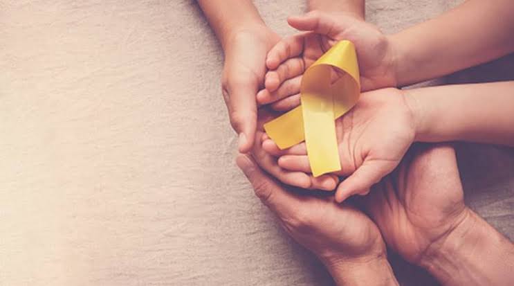 Pediatrics2k20's tweet photo. Childhood cancers are almost always caused by a DNA mutation that is not inherited but happens randomly (acquired).

Submit your #research on oncology @ https://t.co/5p4ujrUAZE

#StayHomeStaySafe  #cancer https://t.co/oblGH5gzMr