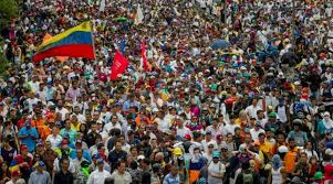 Bandera_Roja's tweet photo. #LaRebeliónEsElCamino | Habla @GabrielrPuerta | Audio 4 | Debemos constuir la fuerza social de base, mejorar la direccion unitaria y fortalecer los instrumentos para la acción política para lograr lo más rápido posible la victoria. Oiga más:
https://t.co/MzmxILsXU0 https://t.co/R4Uu5I4FtH