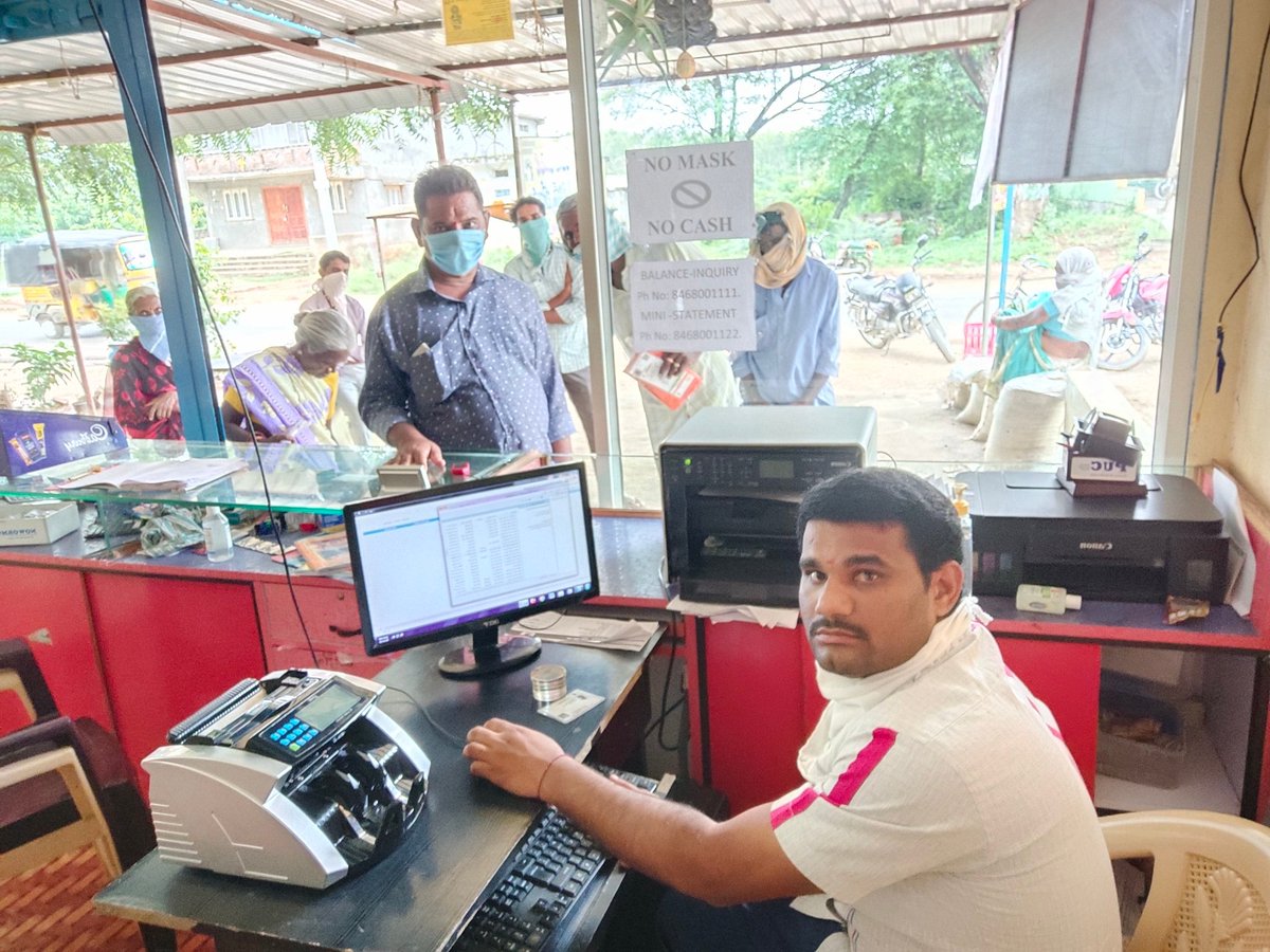 Krishna07175488's tweet photo. #CSCTelanganaDay
Social distance and No mask and No cash maintaining in my CSC center Narmetta,Jangaon District. https://t.co/M9SYbBGaMG