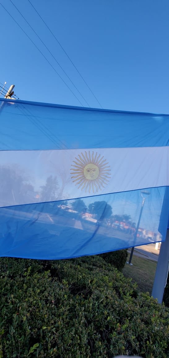 nicolaspj80's tweet photo. Feliz día de la Independencia a todos los vecinos de Alte Brown. Sigamos unidos construyendo un país grande, sintiéndonos cerca del prójimo y ayudando al que más necesita en este momento tan crucial.
Comparto fotos de esta mañana donde acompañé al intendente @CascallaresPJ https://t.co/3BMB0c5vXP