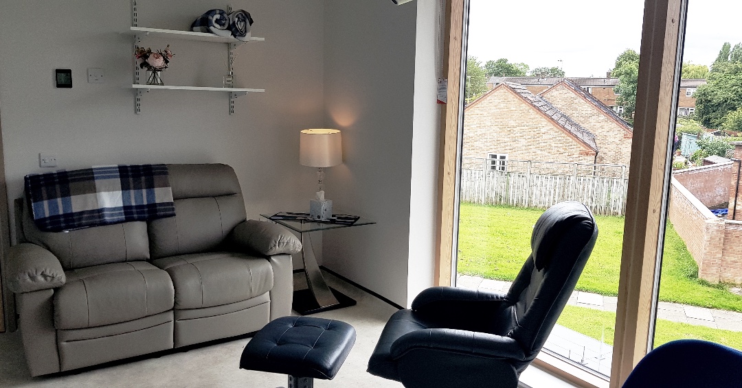 hypnotrace's tweet photo. My comfortable and rather gorgeous new consultation room at Peaseway Clinic is taking shape, such a pleasure to work in! And my very first client today to try it out was very impressed and wonderfully relaxed! Thank you to the team at Peaseway for making this happen 👍😘😘 https://t.co/rGEOSkn1dN