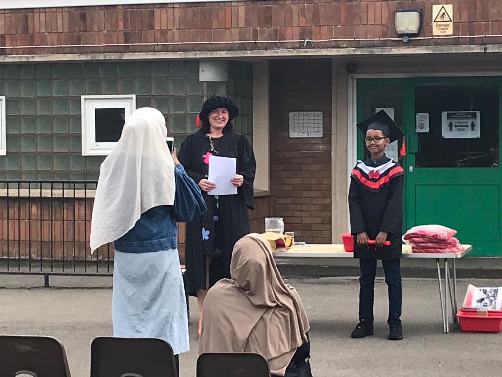 frome_vale's tweet photo. Such an honour to be able to say goodbye to year 6 properly.  @Cabotfederation https://t.co/FtApFe3pxz