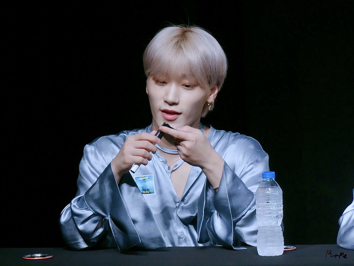 p__p710's tweet photo. 🦊🐱
#산랑둥이_산아_생일축하해
#Happy_Sanshine_Day
#에이티즈 #ATEEZ #최산 #SAN https://t.co/b4f1lGKI6X