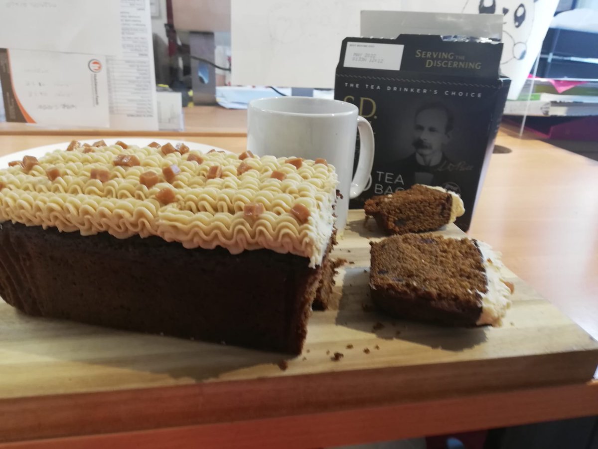 Tough day at the office having to taste test this delicious Stucky Toffee Pudding from <a href="/olivetreebakes/">olivetreebakes</a> and a lovely cuppa from <a href="/sdbells/">Robert Bell</a>.

#harddayattheoffice