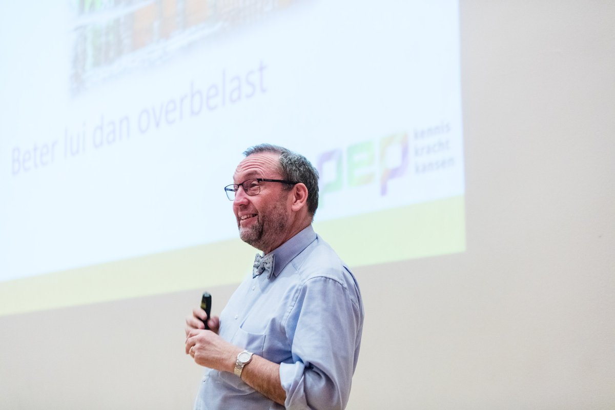 - Save the date - 
Op di 6 okt kijken we samen met hoogleraar <a href="/LucasMeijs/">Lucas Meijs</a> naar de vrijwillige energie in tijden van corona. Wat hebben corona-initiatieven en vrijwilligers nodig om hun belangrijke rol te kunnen blijven vervullen? 
Meer info en inschrijven: pepdenhaag.nl/agenda/pep-tal…