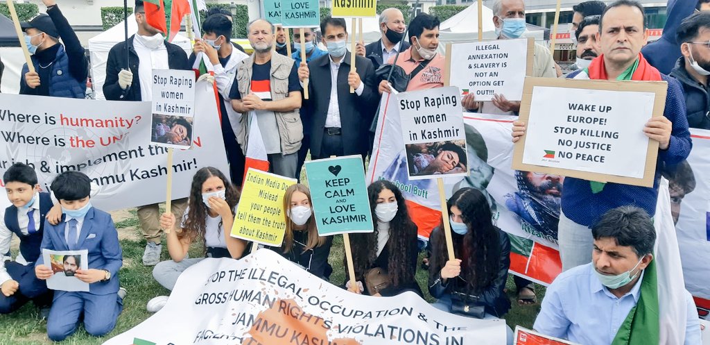 ADeeLMaLiK345's tweet photo. " Long Live #JammuKashmir " 
🍁🍁🍁🍁🍁🍁🍁

#FreedomOfSpeech  #JKLF #KashmiriLivesMatter #TeamJKLF https://t.co/y7ye4j2qec