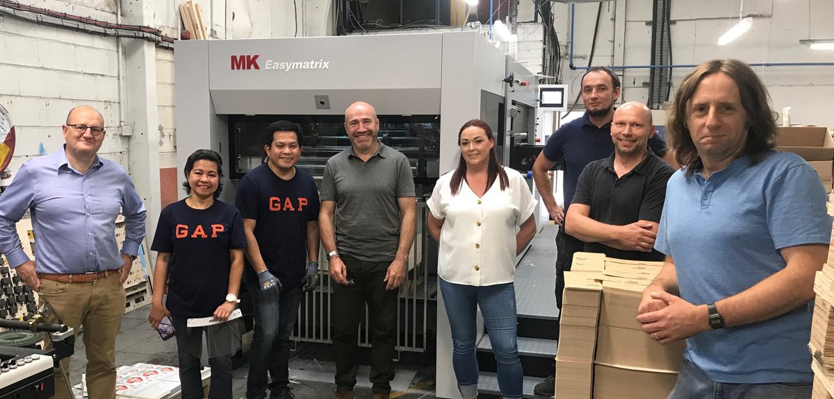 HeidelbergUK's tweet photo. Watermans Printers, based in Cork, has taken delivery of an Easymatrix 106 CS (cutting and stripping) die-cutter and a Diana GO 85 folder-gluer from Heidelberg..
https://t.co/SIU7JdLIET
#heidelberg #WatermansPrinters
#easymatrix #diecutting #dianago #foldergluer https://t.co/DHO7fskzLM