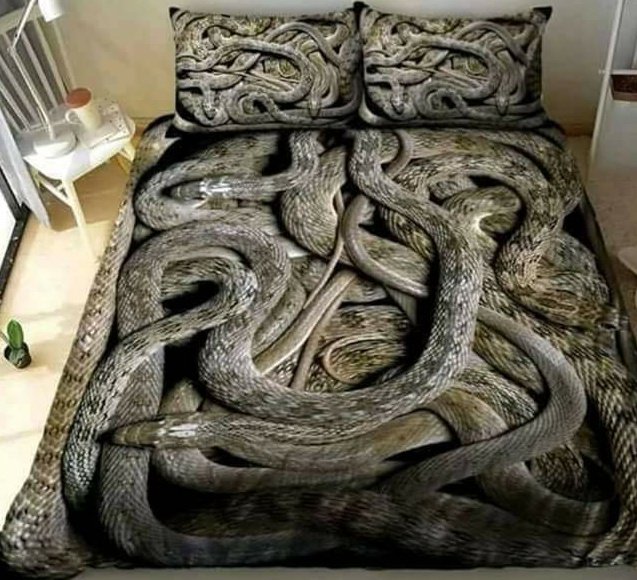 satyendra_prk's tweet photo. Going to purchase these bedsheets as a gift to our Union Leaders so tht they can understand how it actually feels when u dont get wat u want and u get wat u don't want!!
#980Days #WageRevisionPending https://t.co/Lc73j1fYQK