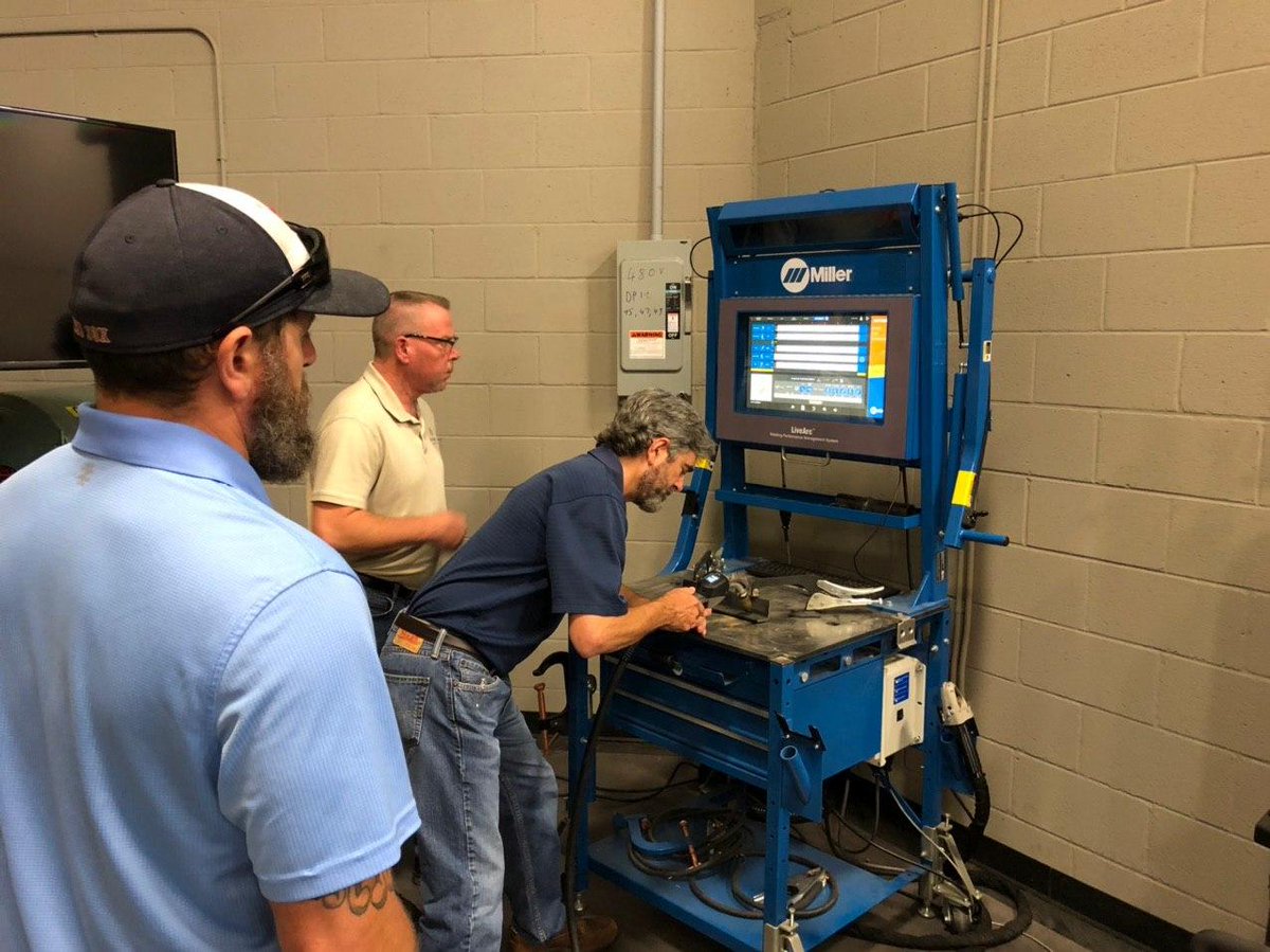 learninglabsinc's tweet image. Our on-site technical staff are attending LiveArc training @MillerWelders this week.  

See our website for more on this and other Miller welding trainers: 
lli.com/miller-welding…
