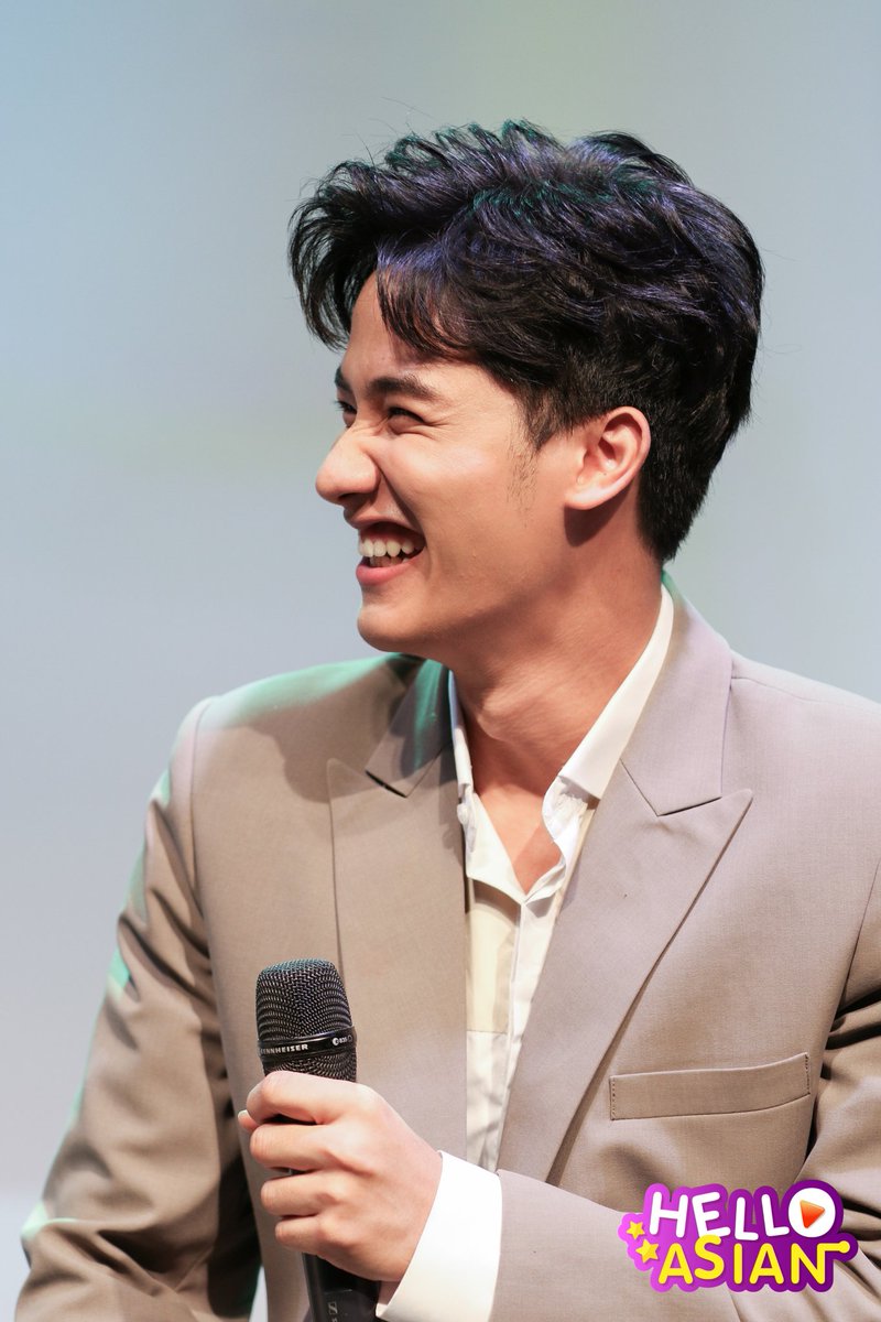 Day 75:  @Tawan_V I hope you had a fun and meaningful day today. I know you're busy lately but I hope you still have time for yourself to relax. Je t'aime  #Tawan_V