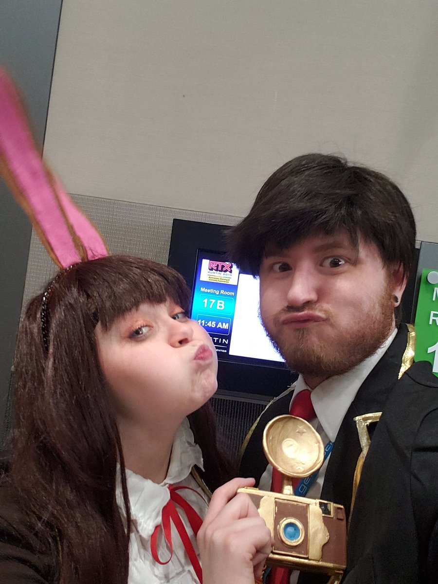 TridentCosplay1's tweet photo. Trident has made appearances at #rtx2017, #rtx2018 and #rtx2019, with Ryan (@nibs210) making an appearance at #rtx2016 before Trident existed (correct me if I'm wrong, Ryan). https://t.co/j8kCkXSneJ
