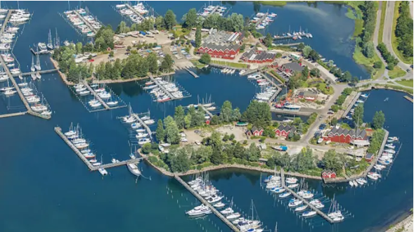 Harbaapp's tweet photo. New week - new lovely #marina on our #HarbaApp! 😍⚓️🇩🇰 @VallensbaekDK 

***
Boaters can now pay for their berths or mooring at #Vallensb��kMarina through our mobile app for boaters - #HarbaApp - or directly through the quick book form on our website.

https://t.co/slTR5aIvrr https://t.co/xZooKHpv57