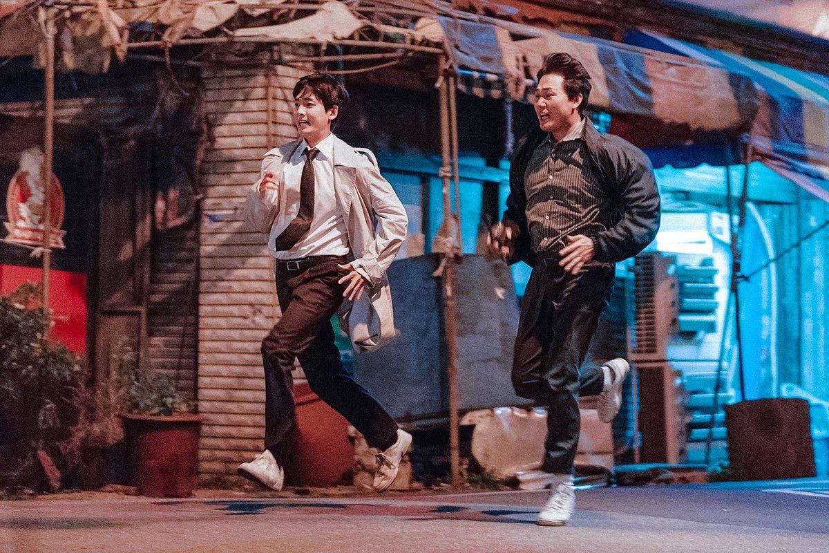 wise_kgh's tweet photo. 계장님 마스크!!!!
                                  아씨!! 또 그냥나왔어!!!! https://t.co/WypXEd1VBL