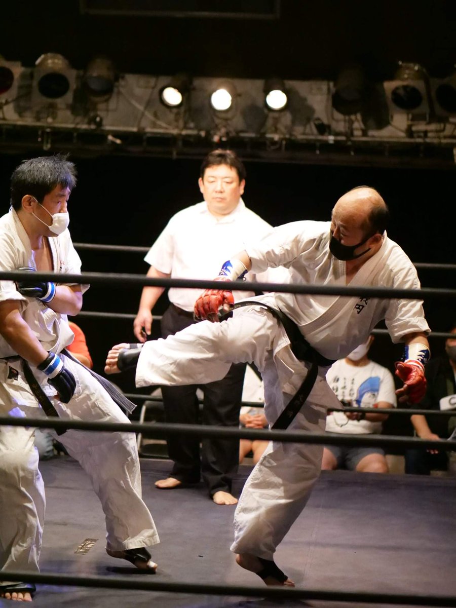 photography_xj's tweet photo. Facebookへ次のアルバムを作成しました(公開範囲(公開)238枚)
2020年7月4日 IMPACT.13 @#王子ベースメントモンスター 大会
<第3試合 スピリットカラテ無差別級(2分1R)>
中川達彦 vs大野満
https://t.co/hxULmt7O56
#IMPACT
#IMPACT13
#20200704IMPACT
#01FBアルバム https://t.co/rXtuDyfSJ7