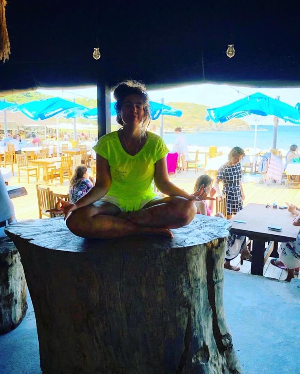 GizemBurcuYetim's tweet photo. “Inhale the future, exhale the past.”
.
🧘♀️🧿☀️❤️ ✌️ ☮️ 🧘♀️🧿☀️❤️✌️☮️🧘♀️🧿☀️❤️✌️☮️🧘♀️
.
#yoga #inhalethefuture #exhalethepast #love #yellow #summer #influencer #youtuber #actress #wood #instamodel #instmanken #oyuncu #deniz #yaz #sarı #deniz #dalga #beach #plaj #yogamat #peace https://t.co/DW5xu80l9F