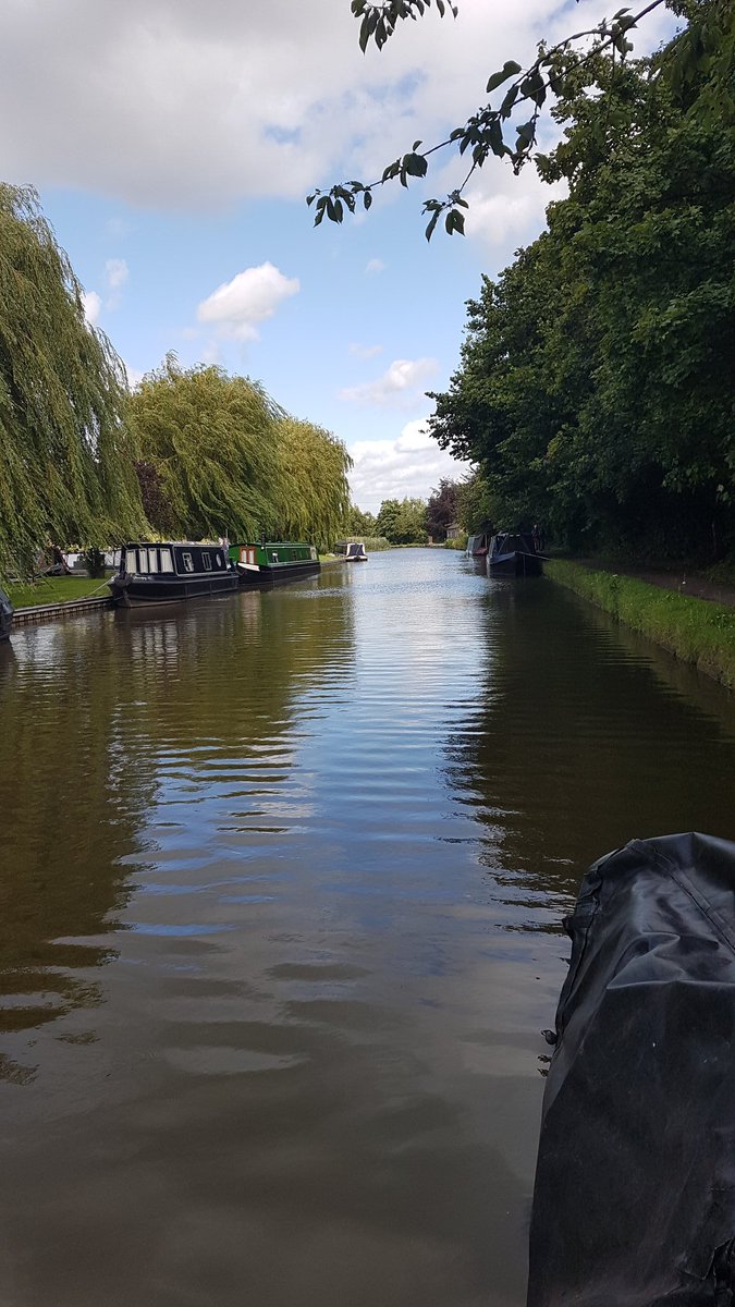 compass_keen's tweet photo. Can't remember if I announced this properly on my Twitter-
We bought a canal boat!
Stand by for houseboat tips/ renovations/ UK travel guide in addition to some backed stories of all over 💙
https://t.co/esM6LK0VLF
#travelblog #boatblog #homeblog @BloggersTribe https://t.co/X3r5Yz4hps