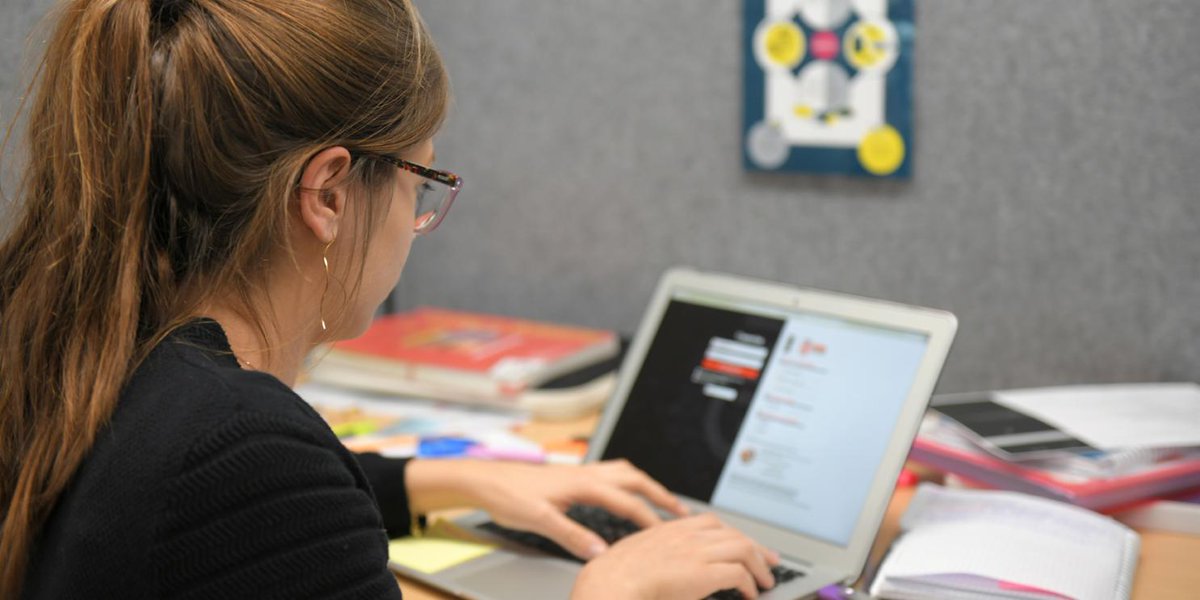 [🚨#Inscriptions] 
Les inscriptions à <a href="/Univ_St_Etienne/">Université Jean Monnet Saint-Étienne</a> pour la rentrée 2020-2021 sont ouvertes ! La procédure est entièrement dématérialisée cette année.
Toutes les infos : tinyurl.com/ujm-inscriptio…