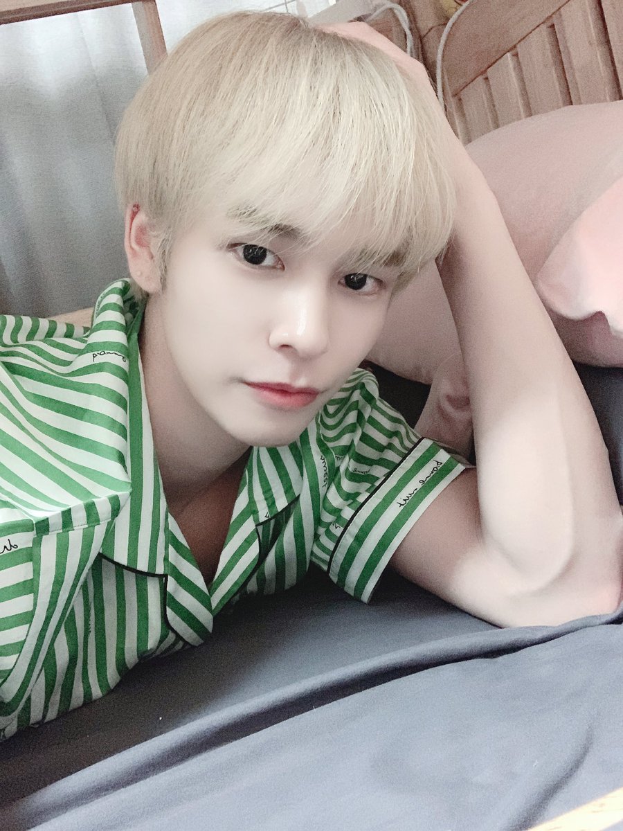 CRAVITY_twt tweet picture