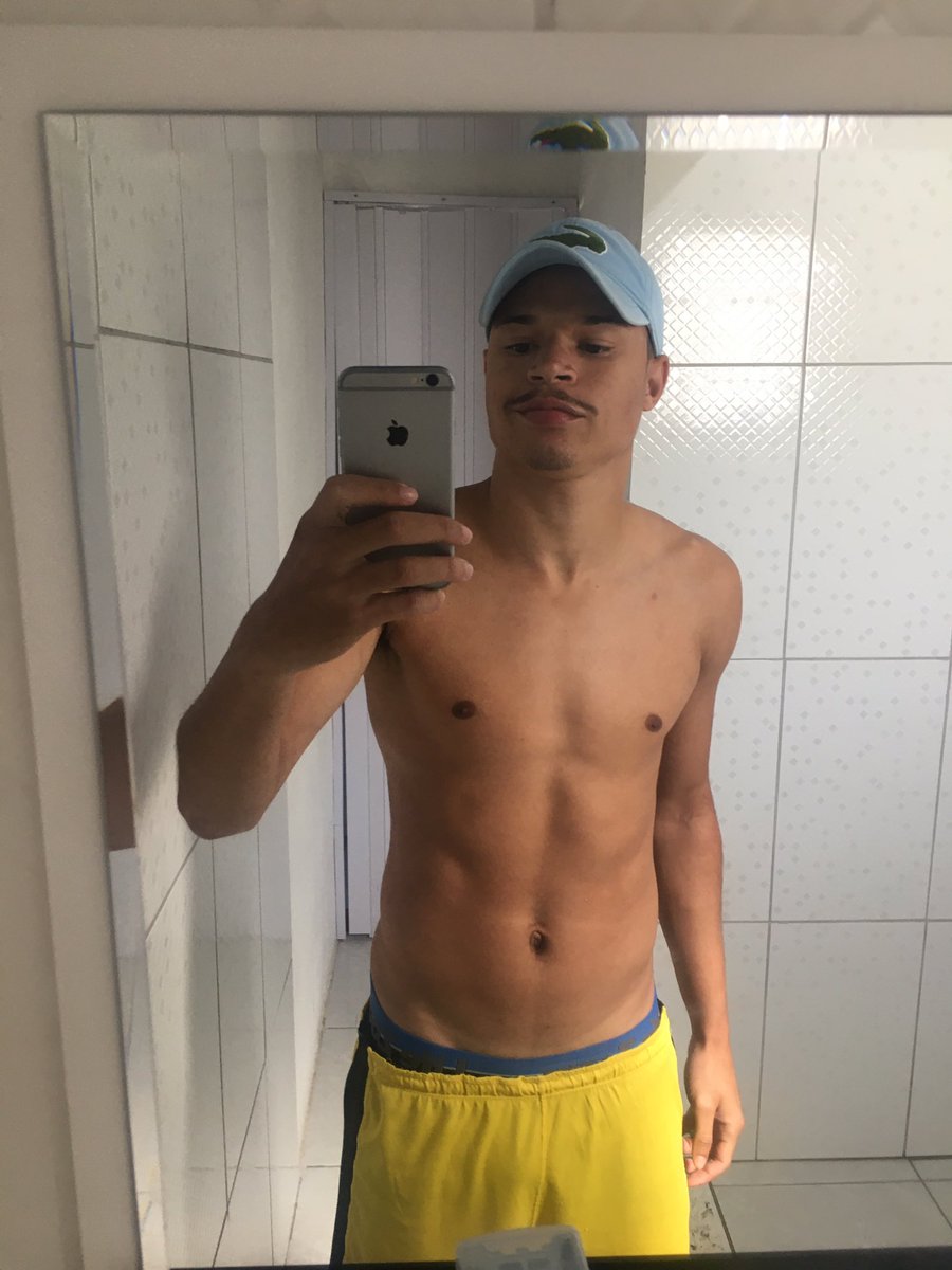 AlvesWeriston's tweet photo. Eu sei que o Twitter vai tirar a qualidade da foto então fdc https://t.co/VAjTToPmsZ