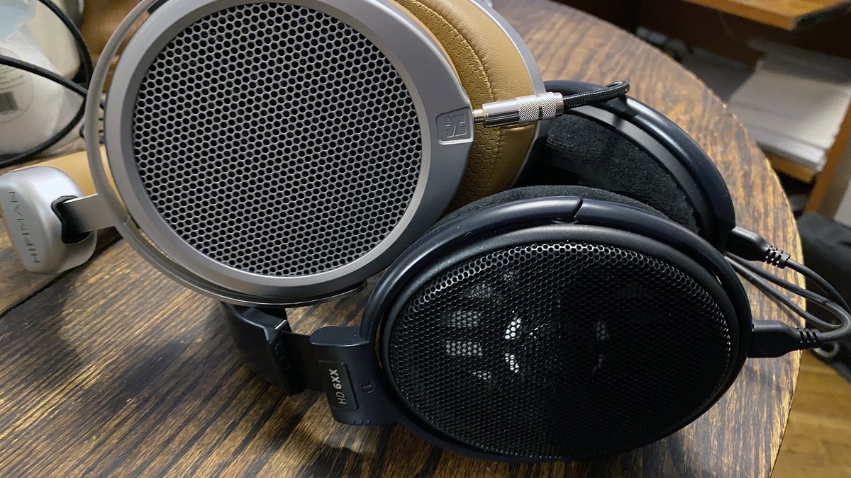 AudiophiliacMan's tweet image. REVIEW: #Hifiman Deva Bluetooth headphone ($299), sounds way better run wired! Even compared with #Massdrop / #Sennheiser HD6XX #audiophile #headphonereviews PLEASE RETWEET youtu.be/dOYK-vRmYWA