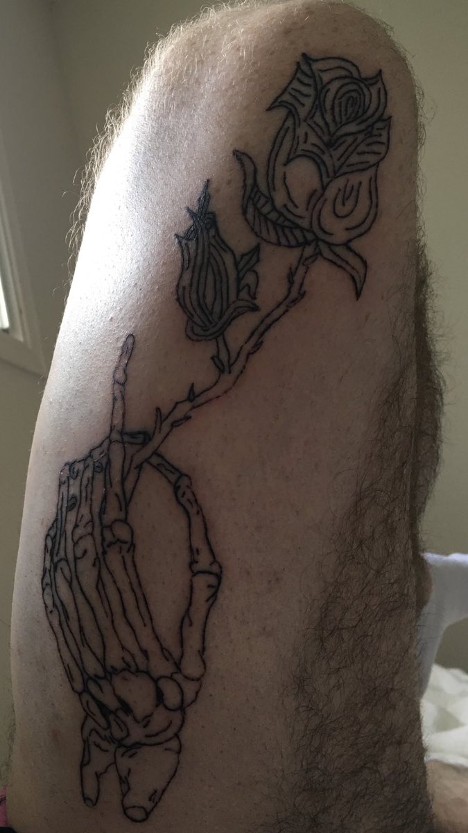 nateprobs's tweet photo. First time using a tattoo machine vs 3 recent pieces I’ve done including first realism portrait https://t.co/DaUM4iu0XS https://t.co/80mdZ0YEsP