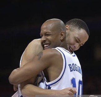 dbharp0's tweet photo. @BrianPJohnston All love. #brothers #lafamilia https://t.co/IlSVfb2jzx