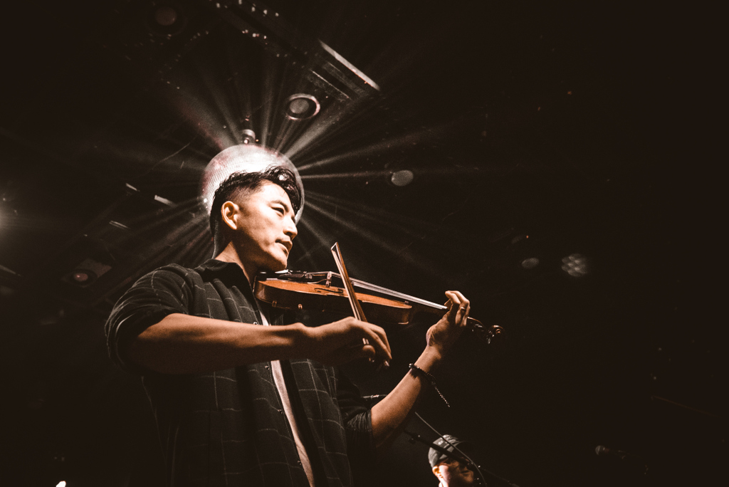 The West Coast Feed tweet media