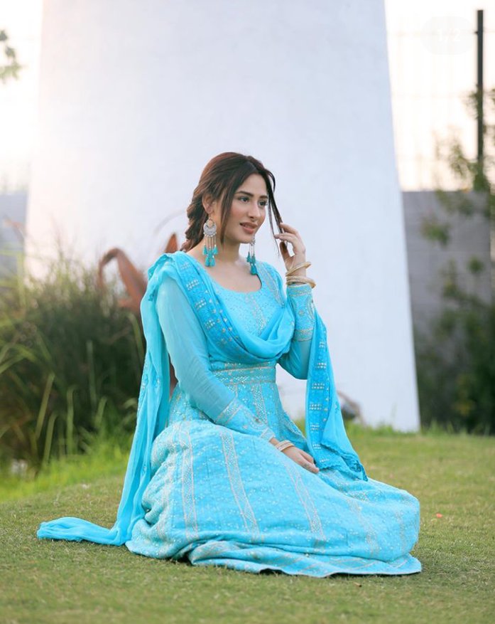 Blue Fairy ❤️❤️❤️❤️❤️ #MahiraSharma #HashtagLoveWithPahira #HashtagLoveSoniyea @_MahiraSharma