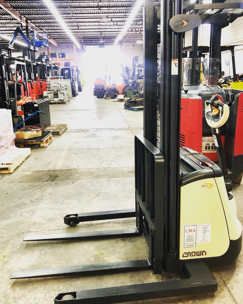LNAequipment's tweet image. Sold and certified! #LiftNorthAmerica #Stacker #StraddleStacker #ReachTruck #OrderPicker #MaterialHandling #Toronto #Forklifts