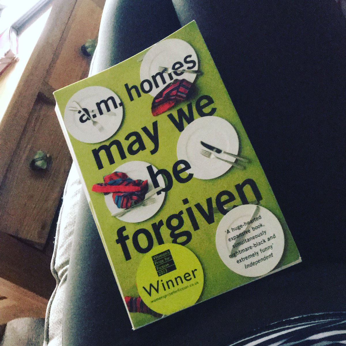 kellylvw's tweet photo. If you want a book that’s a bit mad and will make you laugh out loud....#womensprizeforfiction #BookWorm #readingwomen #readingwomenchallenge2020 #BookReview https://t.co/ADQgrQOkYn