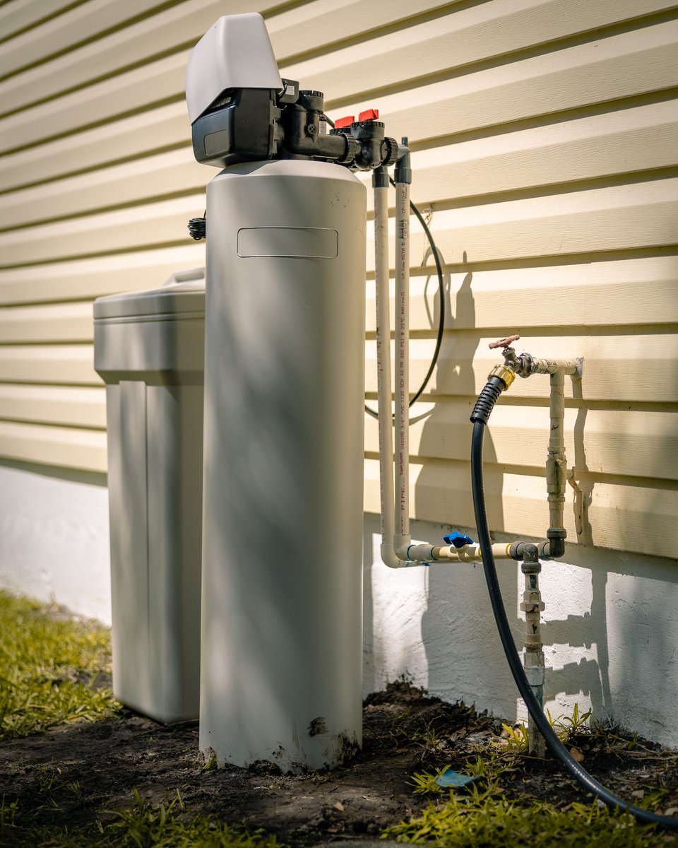 TeamFarrell's tweet image. Is your water softener running? If so you better catch it! We're kidding, we had to. Don't forget, one call does it all! #TeamFarrell