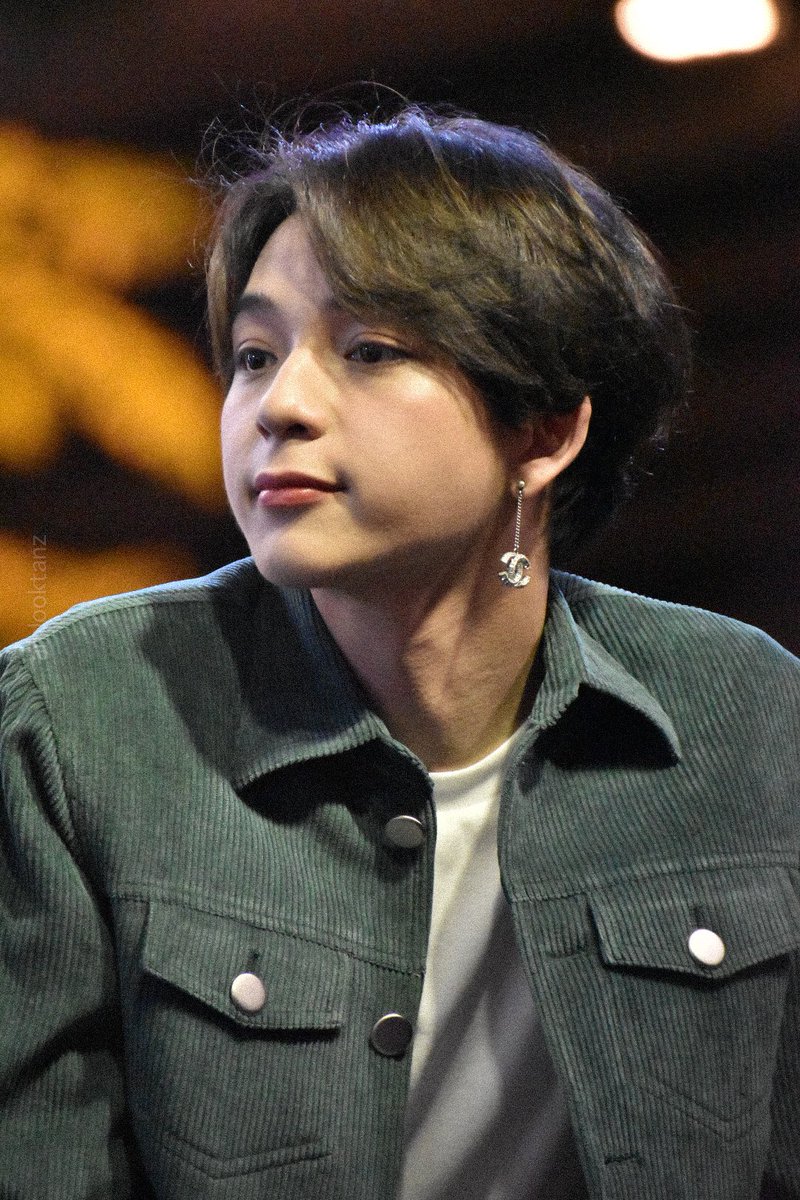 AMlooktanz's tweet photo. สวย สวยมากกก ยิ่งโตยิ่งสวย 😂

#บาสเด็กอ้วนที่แท้จริง 
#ชายในฝันSBFIVE https://t.co/auSh8gvZuL
