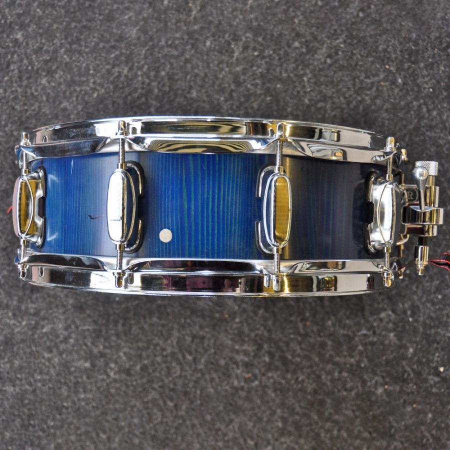 drumshack's tweet photo. Signed and used by Mat Hector, this REpercussion Drums 14" x 5" San Quentin Snare Drum is one of 3 (no. 2!!) ever made 🥁
BUY NOW: https://t.co/LCBiuZq1o7
#2ndhand #secondhand #drums #drummer #drummers #drumshack #drumshop https://t.co/ZmYcaz3eG5