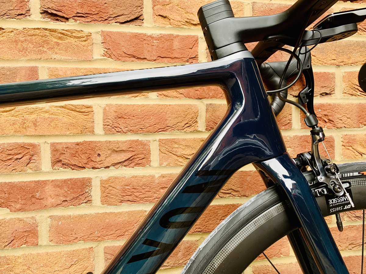 Velondon's tweet photo. Say hello to the newest member of the family #canyon #ultimatecfslx #SRAM #RedAXS 🤤 https://t.co/2wv5stbvXm