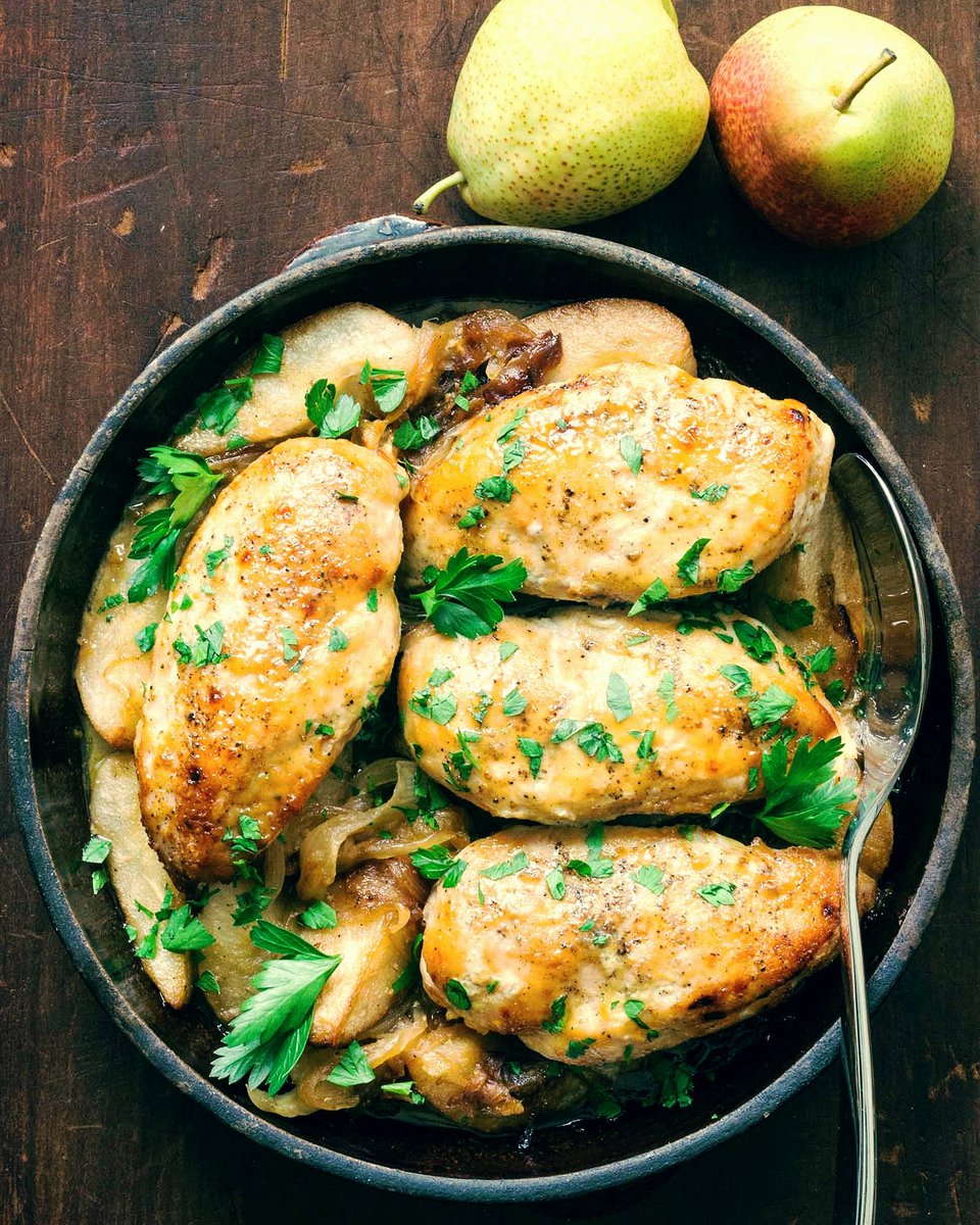 FoodrushR's tweet photo. Caramelized chicken 🍗🥃
Visit my blog given in bio for recipe....
#foodlove #foodrushrecipe #foody #blogger #foodblogger #homemade #delicious #tamilnadu #southindianfood #caramel #chicken #lemon #caramelized #caramelizedchicken #chinesefood #recipes #easyrecipes https://t.co/WEdH8Ps7Da