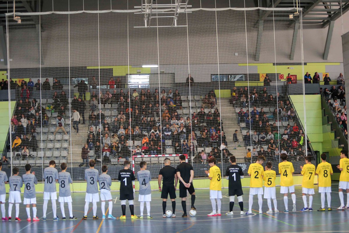 FCF_CAT's tweet photo. โ ๏ธ๐ El futbol sala catalร determina les dates de la competiciรณ 2020-2021
๐ https://t.co/ki5JpOzgsW
#LCFS #CalendarisLCFS #Orgullosa https://t.co/tXIT05gKfL